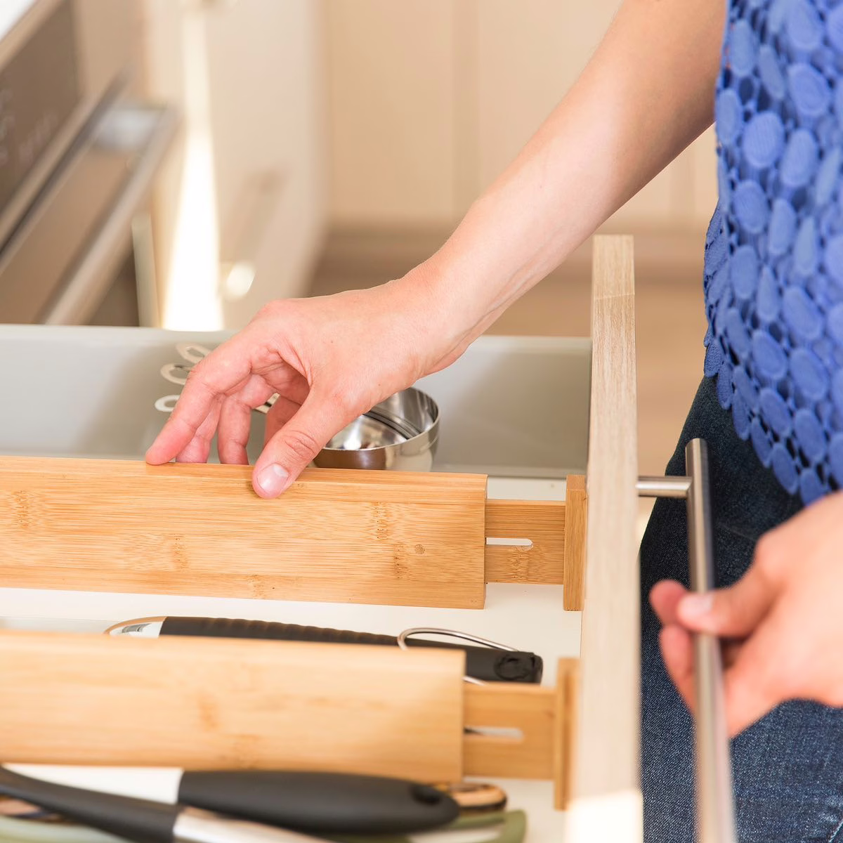 How to Efficiently Organize Kitchen Drawers in 7 Steps.